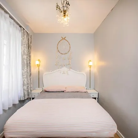 Appartement Omer Hayyam